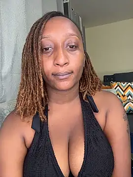 CarlaBeckky online show from December 3, 2025, 5:33 pm