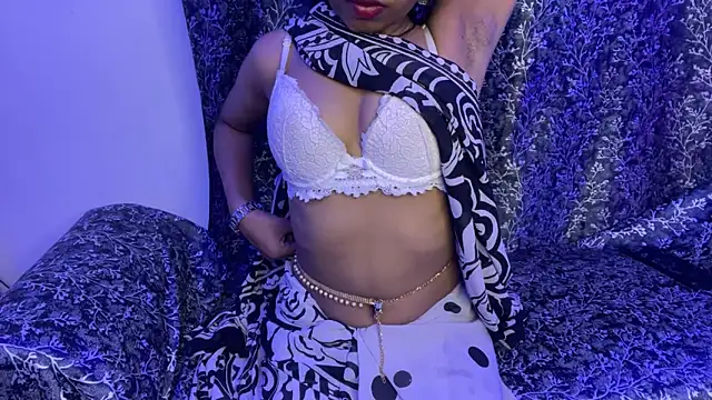 shuhana  online show from May 16, 2026, 5:04 am