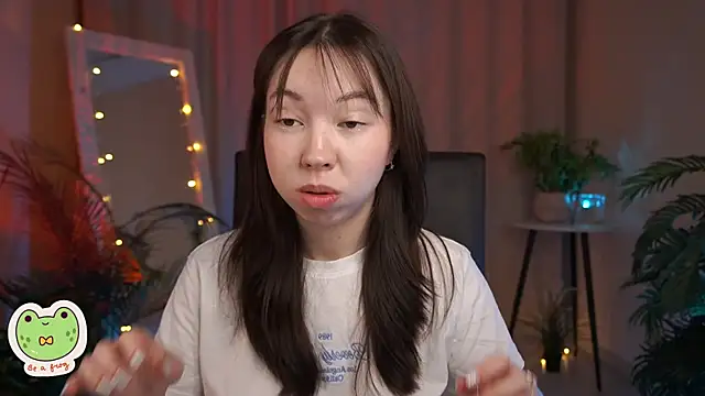 Snapshot of Sarah_Son chatting on January 27, 2025, 5:47 am Sarah Son online show from January 27, 2025, 5:47 am