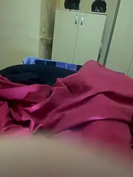 Snapshot of Sotka13 chatting on November 11, 2025, 1:38 am Sotka13 online show from November 11, 2025, 1:38 am