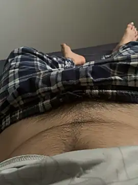 Yqhebebbebef online show from April 23, 2026, 1:13 pm