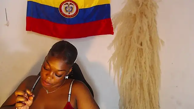 keilysofia online show from September 8, 2025, 4:28 pm