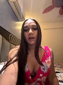 Snapshot of YourAnya chatting on November 11, 2025, 7:58 pm YourAnya online show from November 11, 2025, 7:58 pm