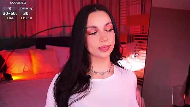 LunaNight online show from February 7, 2026, 8:34 pm