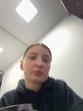 Snapshot of BabeRainbow chatting on January 7, 2025, 2:08 pm BabeRainbow online show from January 7, 2025, 2:08 pm