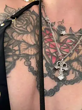 Snapshot of BabeRainbow chatting on January 22, 2025, 10:40 am BabeRainbow online show from January 22, 2025, 10:40 am