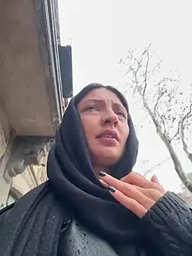 Snapshot of BabeRainbow chatting on February 6, 2025, 9:11 am BabeRainbow online show from February 6, 2025, 9:11 am