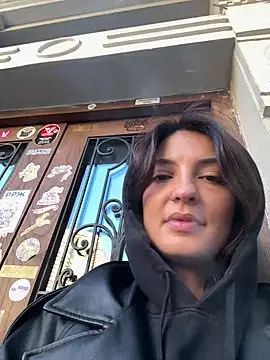 Snapshot of BabeRainbow chatting on February 28, 2025, 9:04 am BabeRainbow online show from February 28, 2025, 9:04 am