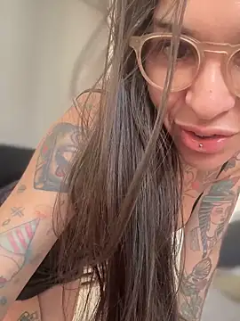 Snapshot of Nikatsu chatting on October 1, 2025, 1:17 pm Nikatsu online show from October 1, 2025, 1:17 pm