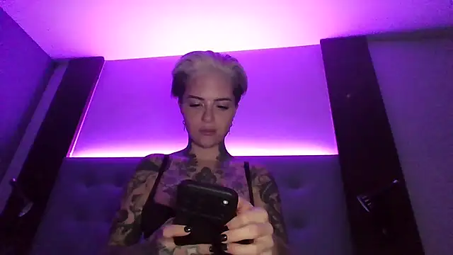 Rubyrichhxo online show from January 6, 2026, 5:55 am