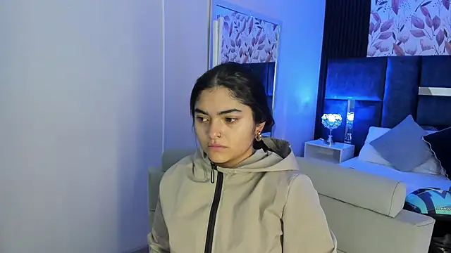 GiselOrtiz online show from December 2, 2025, 10:31 am