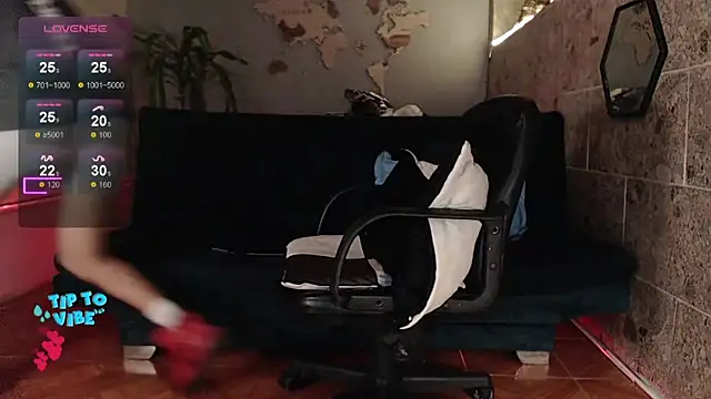 Snapshot of rogert_xx chatting on February 21, 2025, 1:44 am rogert xx online show from February 21, 2025, 1:44 am