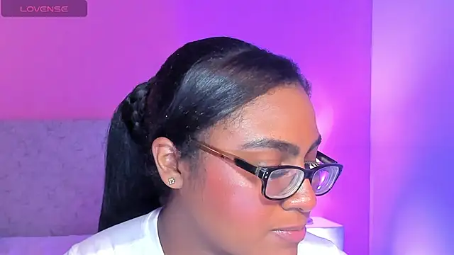 BlakmillerrGilson online show from November 24, 2025, 7:57 pm