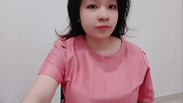 Milajinxi online show from April 4, 2026, 12:42 am