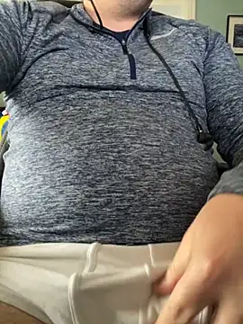 Snapshot of IrishCock30 chatting on November 26, 2025, 11:33 am IrishCock30 online show from November 26, 2025, 11:33 am