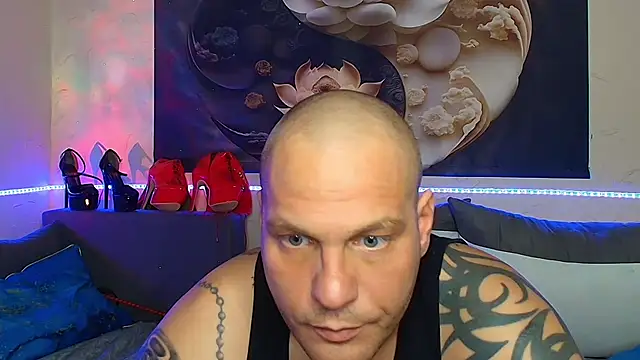 xDeepInLovexx online show from April 2, 2026, 6:49 pm