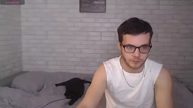 Snapshot of Fuckyoursecretary69 chatting on December 7, 2024, 10:45 am Fuckyoursecretary69 online show from December 7, 2024, 10:45 am