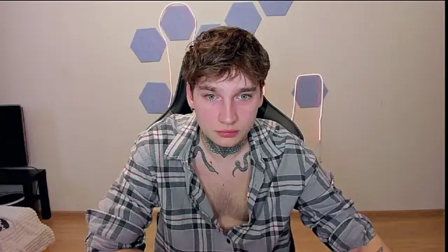 Snapshot of Chris_Tyson chatting on December 5, 2024, 7:27 am Chris Tyson online show from December 5, 2024, 7:27 am