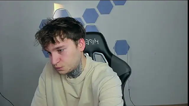 Snapshot of Chris_Tyson chatting on December 7, 2024, 8:55 am Chris Tyson online show from December 7, 2024, 8:55 am