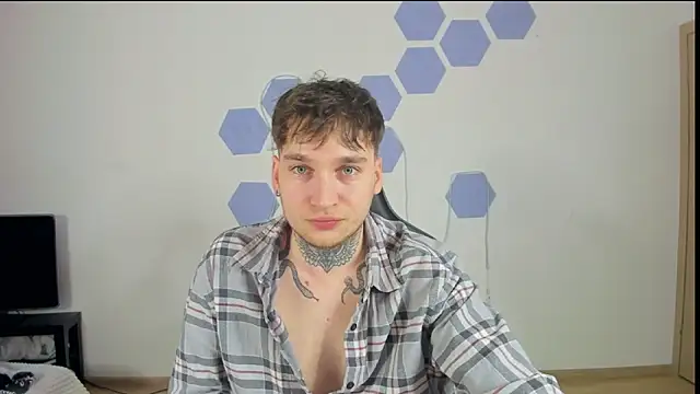 Snapshot of Chris_Tyson chatting on December 25, 2024, 5:26 am Chris Tyson online show from December 25, 2024, 5:26 am