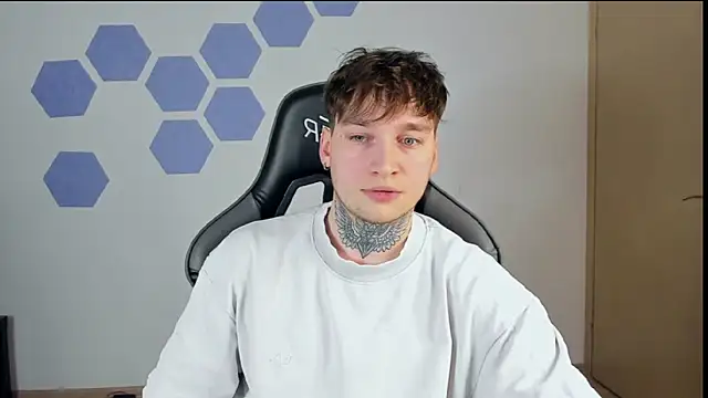 Snapshot of Chris_Tyson chatting on January 8, 2025, 6:20 pm Chris Tyson online show from January 8, 2025, 6:20 pm