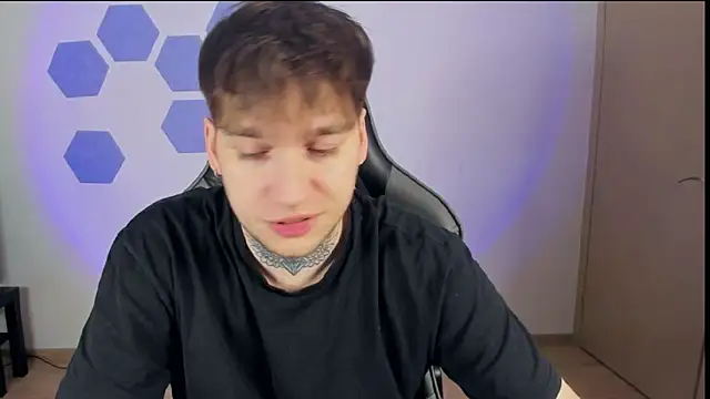 Snapshot of Chris_Tyson chatting on January 21, 2025, 2:22 am Chris Tyson online show from January 21, 2025, 2:22 am