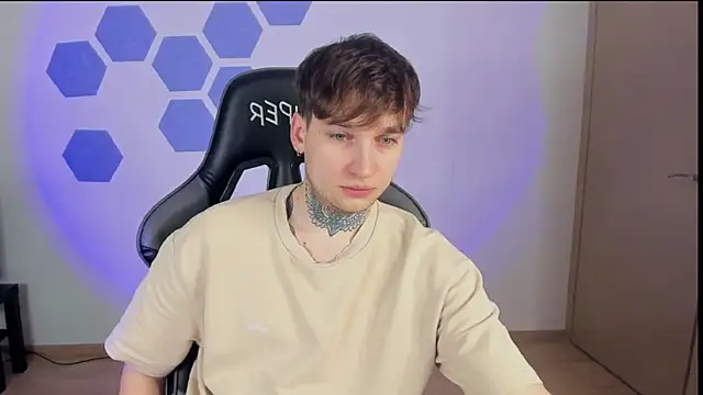 Snapshot of Chris_Tyson chatting on January 22, 2025, 1:31 am Chris Tyson online show from January 22, 2025, 1:31 am