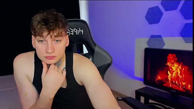 Snapshot of Chris_Tyson chatting on February 22, 2025, 10:18 am Chris Tyson online show from February 22, 2025, 10:18 am