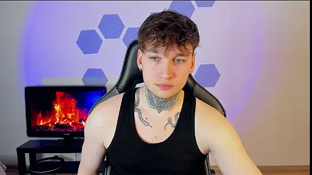 Snapshot of Chris_Tyson chatting on March 8, 2025, 2:34 am Chris Tyson online show from March 8, 2025, 2:34 am