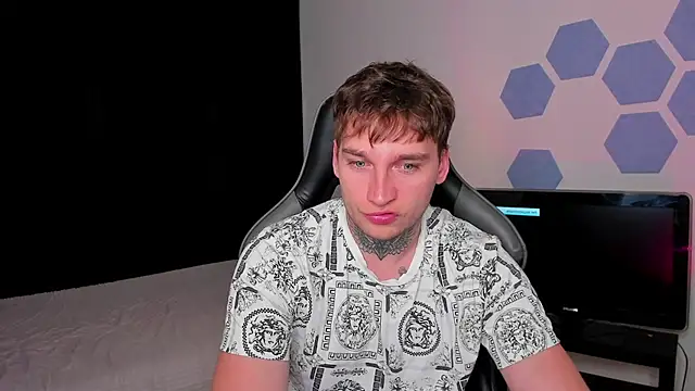 Snapshot of Chris_Tyson chatting on September 14, 2025, 1:27 am Chris Tyson online show from September 14, 2025, 1:27 am