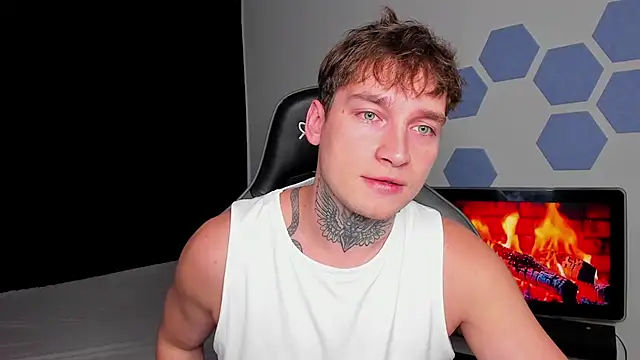 Snapshot of Chris_Tyson chatting on September 18, 2025, 1:51 am Chris Tyson online show from September 18, 2025, 1:51 am