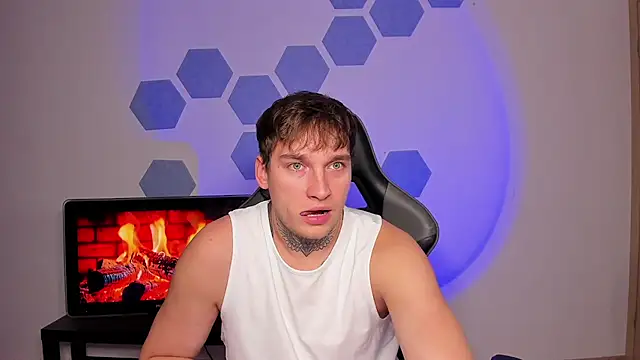 Snapshot of Chris_Tyson chatting on October 3, 2025, 12:46 pm Chris Tyson online show from October 3, 2025, 12:46 pm