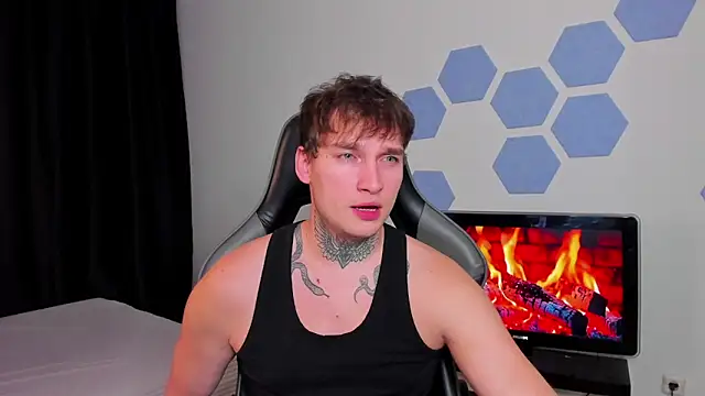 Snapshot of Chris_Tyson chatting on October 10, 2025, 9:25 pm Chris Tyson online show from October 10, 2025, 9:25 pm