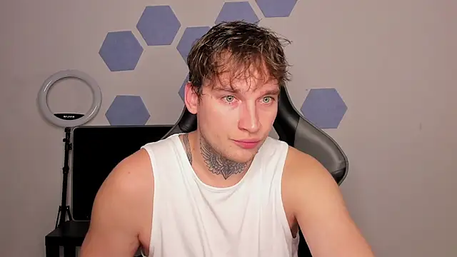 Snapshot of Chris_Tyson chatting on October 19, 2025, 9:04 pm Chris Tyson online show from October 19, 2025, 9:04 pm