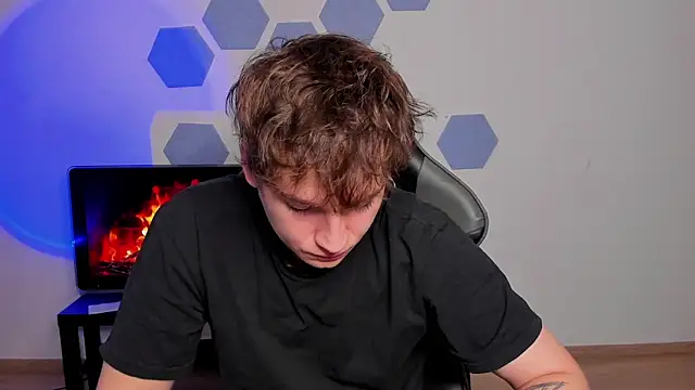 Snapshot of Chris_Tyson chatting on November 13, 2025, 10:25 am Chris Tyson online show from November 13, 2025, 10:25 am