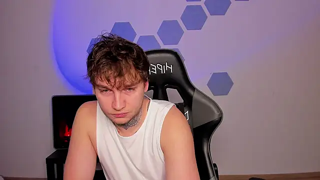 Snapshot of Chris_Tyson chatting on November 19, 2025, 9:09 am Chris Tyson online show from November 19, 2025, 9:09 am