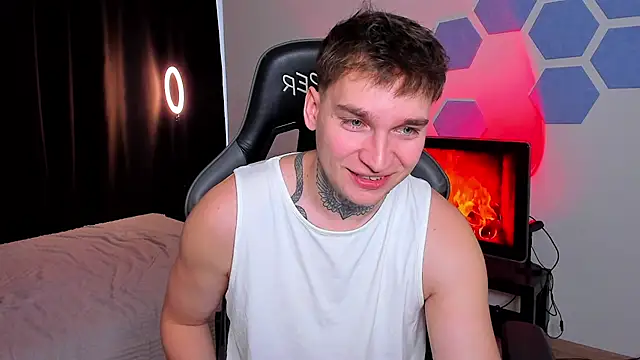 Snapshot of Chris_Tyson chatting on December 1, 2025, 7:13 am Chris Tyson online show from December 1, 2025, 7:13 am