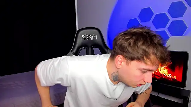 Snapshot of Chris_Tyson chatting on January 8, 2026, 7:43 am Chris Tyson online show from January 8, 2026, 7:43 am