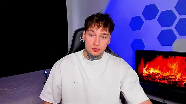 Snapshot of Chris_Tyson chatting on January 10, 2026, 7:21 am Chris Tyson online show from January 10, 2026, 7:21 am