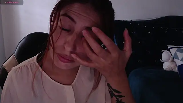 Kate lorens9 online show from March 14, 2025, 3:25 pm