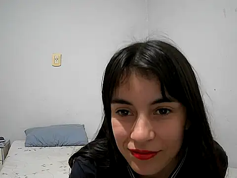 Snapshot of melodybar27 chatting on January 19, 2025, 10:28 am melodybar27 online show from January 19, 2025, 10:28 am