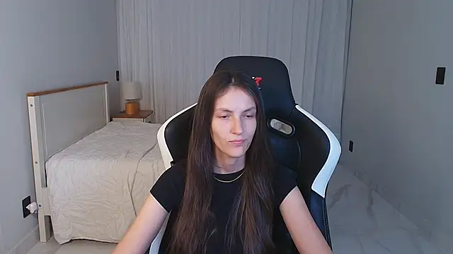 upssnowy online show from April 17, 2026, 10:35 pm