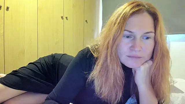 Sheandhim23 online show from October 28, 2025, 10:08 am