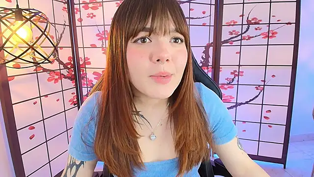 Fluffy Bubble21 online show from October 8, 2025, 3:26 am