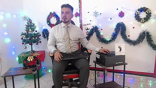 KalethBigDick online show from December 17, 2025, 3:34 am