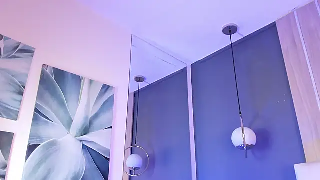 Snapshot of Miah_gomez_ chatting on December 1, 2025, 5:18 pm Miah gomez online show from December 1, 2025, 5:18 pm