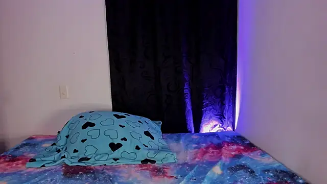 AmyStevenss online show from November 29, 2025, 5:32 am