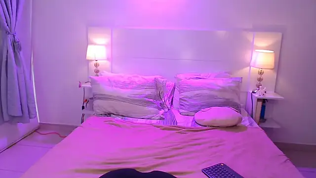 alliee mod online show from November 30, 2025, 8:13 pm