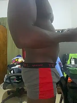 Snapshot of BigBrotherFreak chatting on March 18, 2026, 3:09 am BigBrotherFreak online show from March 18, 2026, 3:09 am