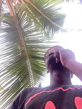 Snapshot of BigBrotherFreak chatting on April 7, 2026, 7:53 am BigBrotherFreak online show from April 7, 2026, 7:53 am